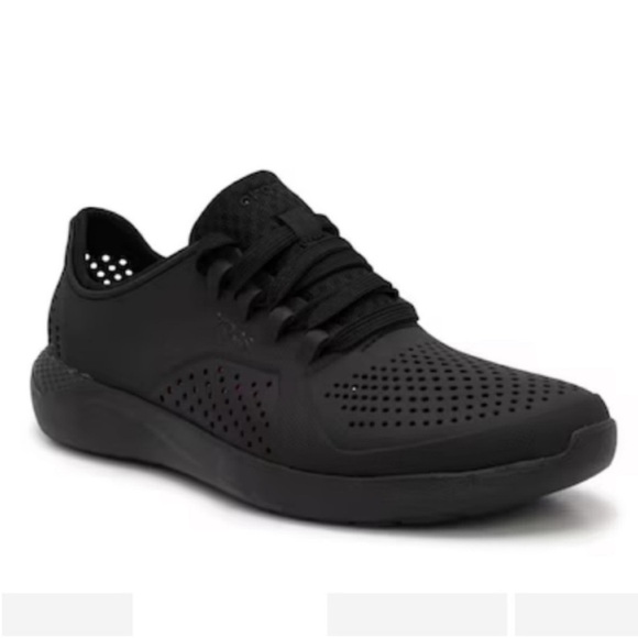 CROCS Other - CROCS literide Pacer Sneaker